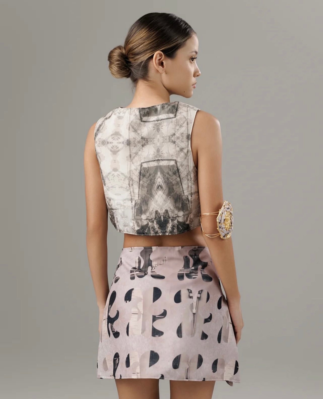 CITY IN FLOWER SKIRT