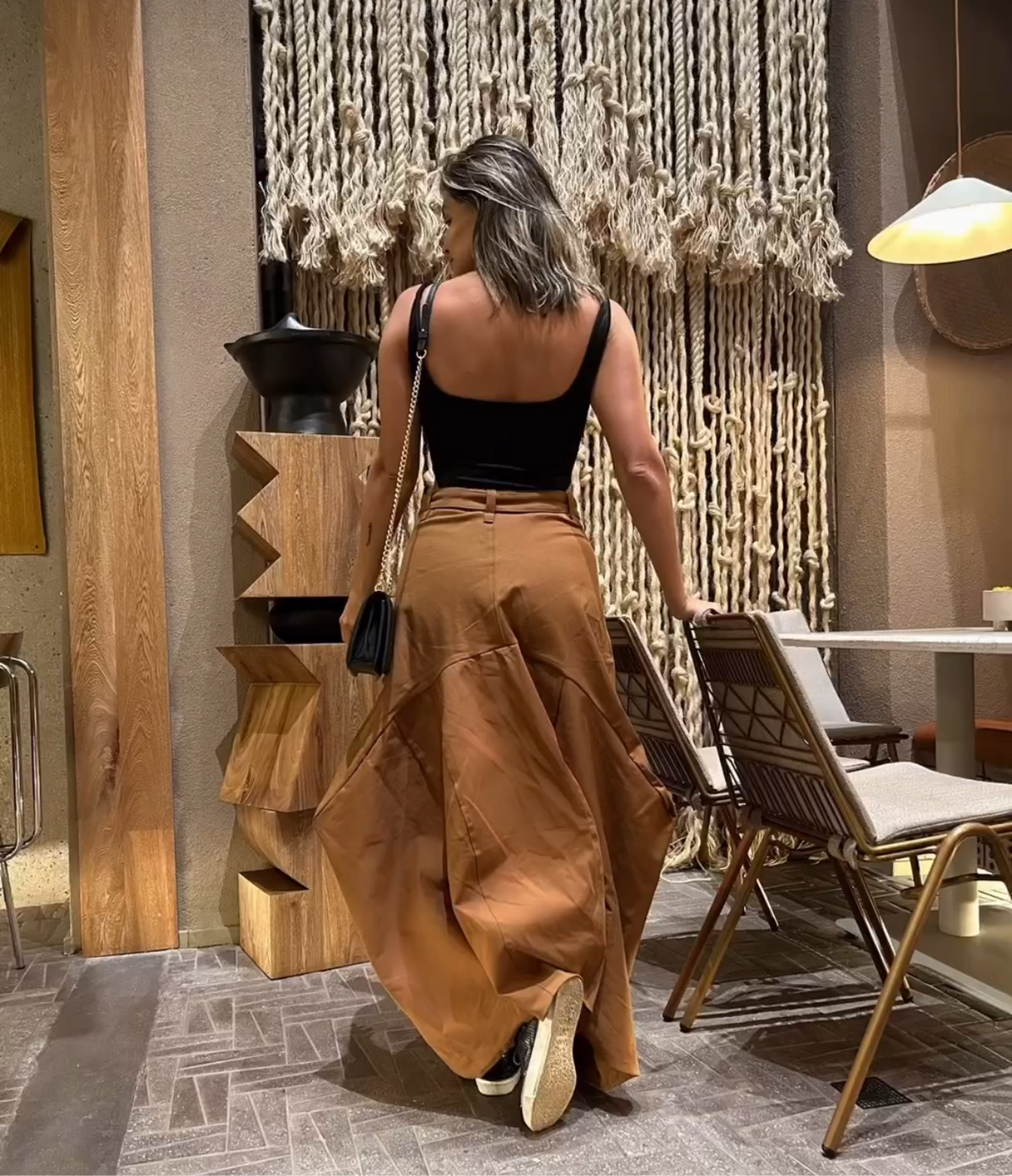 Falda pantalón camel · Aguadulce · vista 2 · diseño latinoamericano