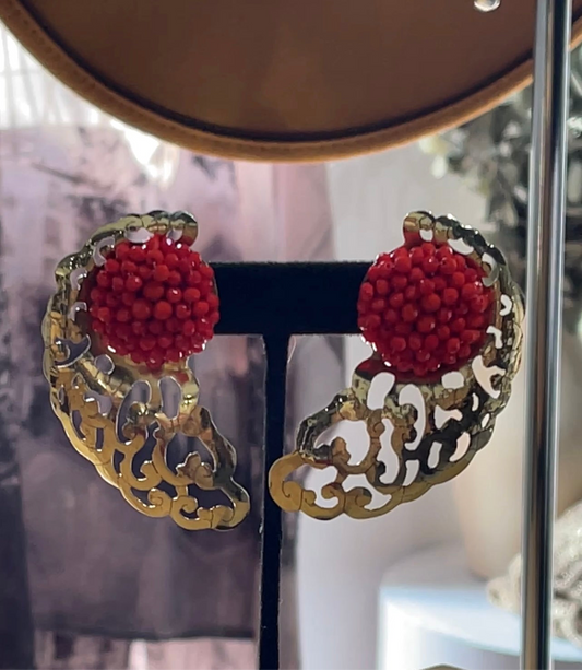 Aretes calados base roja