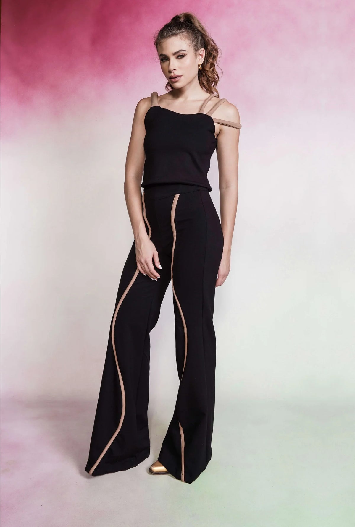 Tomahawk black pant · Zierra Leona · vista 2 · diseño latinoamericano
