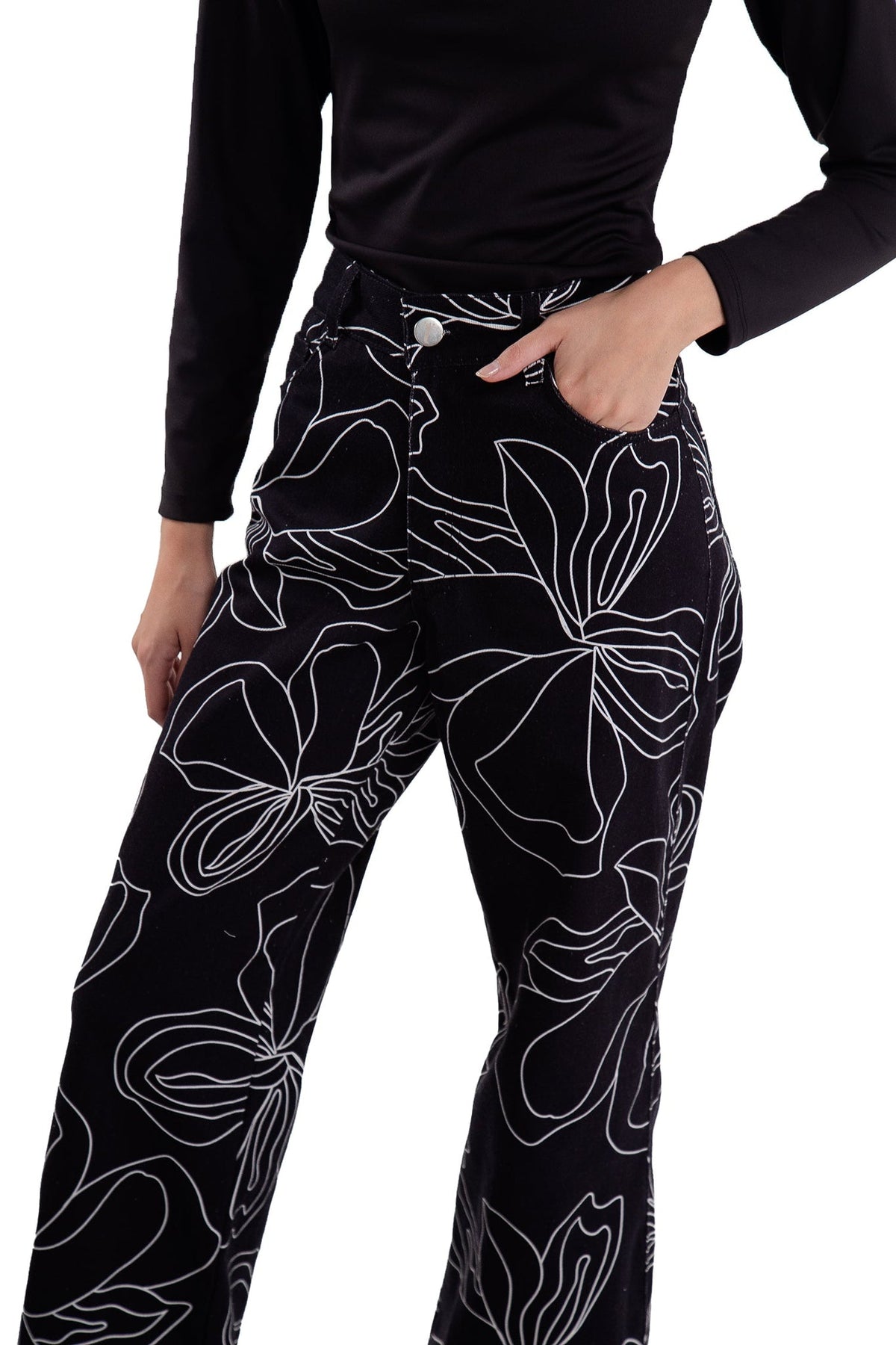 asombrarSE black pant · Tutantú · vista 2 · diseño latinoamericano