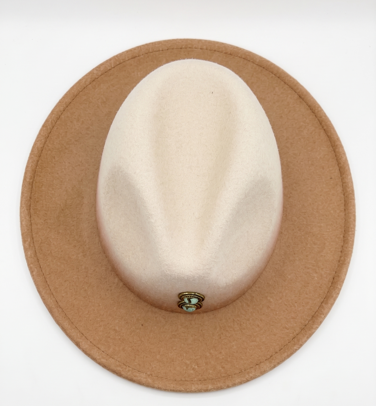 Fedora Moca Glow — Minimalist · Aguadulce Concept Store Guatemala