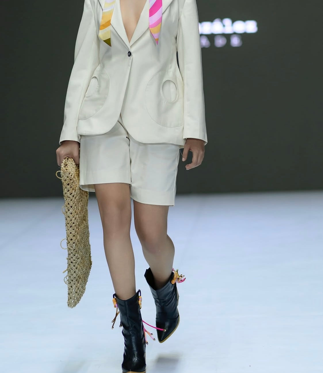 Short formal crema · Elemento · diseño latinoamericano