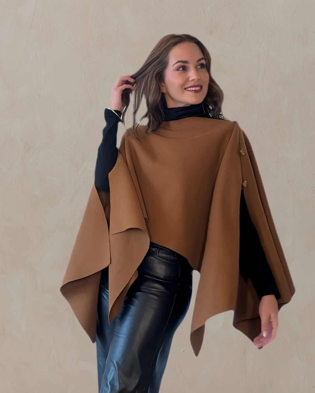 Capa multiusos camel · Estefanía Turbay