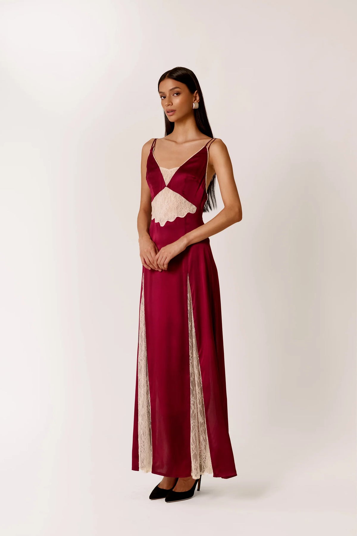 Alcazar in Madder · Zhadère · vista 2 · diseño latinoamericano