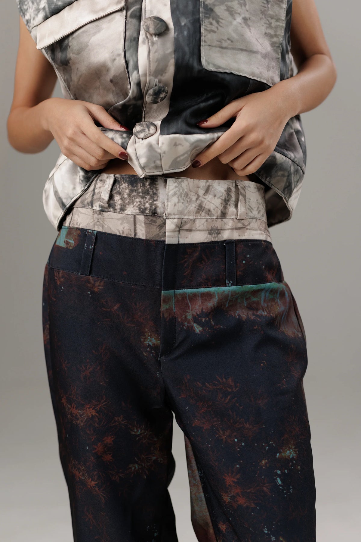 TRAZOS DE TIERRA PANTALON · María Mírame · vista 2 · diseño latinoamericano