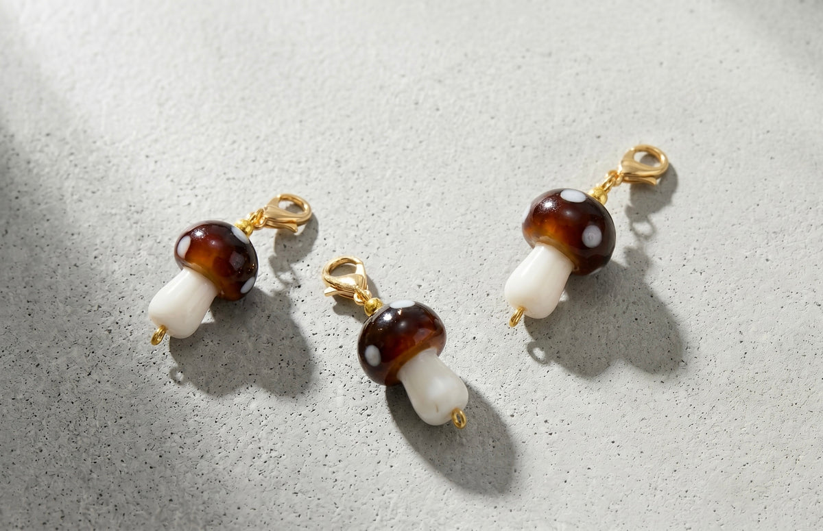 Stone shoe charm — AGUADULCE · Aguadulce Concept Store Guatemala