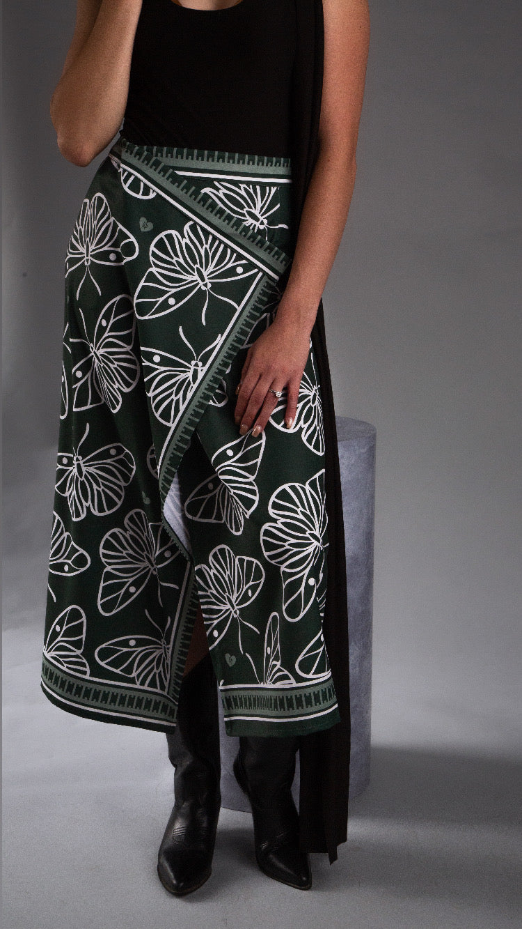 Falda mariposa verde · Paragraf · diseño latinoamericano