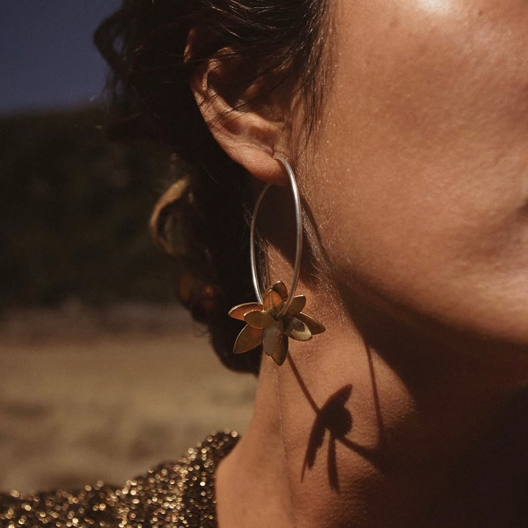FLOWER HOOPS · Moonset · joyería de autor latinoamericano