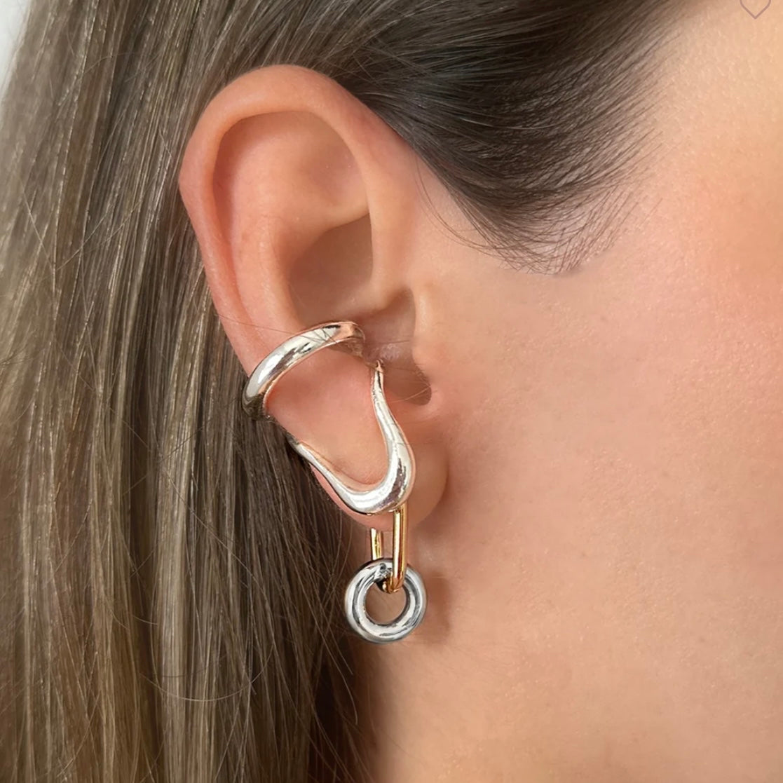 Golden lusi hoops · Pájaro Limón · vista 2 · joyería de autor latinoamericano