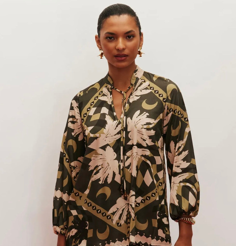 Blusa Bliss cuello v · Cacay · vista 2 · diseño latinoamericano