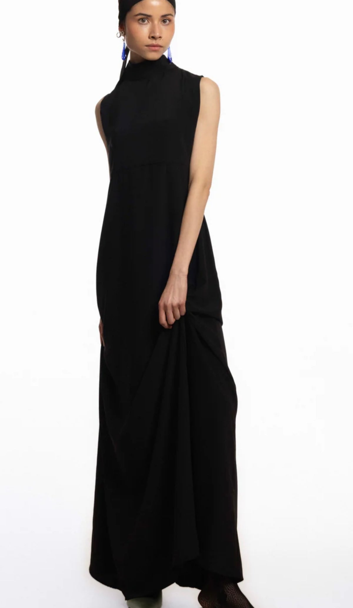 Cala Black dress · Christy Bolívar · vista 2 · diseño latinoamericano