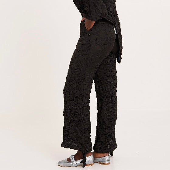 BBQ Pants · Zierra Leona · vista 3 · diseño latinoamericano