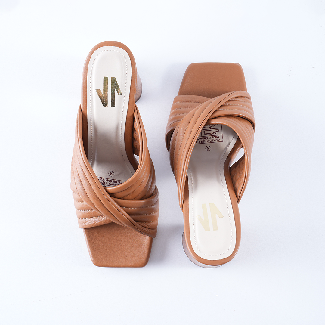 Carla Wood heel